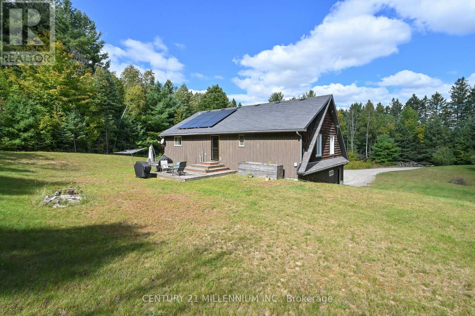 833542 4th Line Ehs Line Property Photo 14