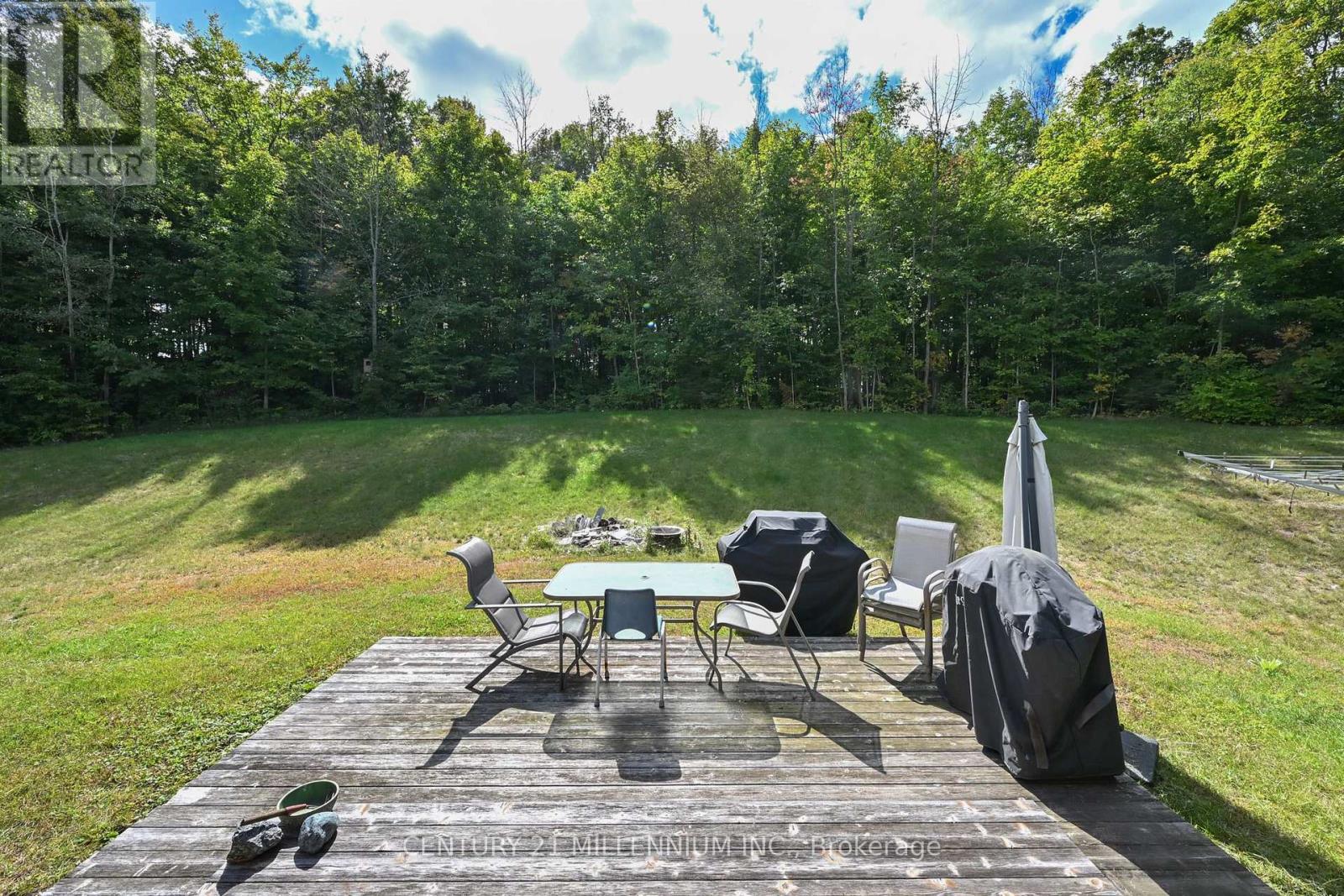 833542 4th Line Ehs Line Property Photo 15