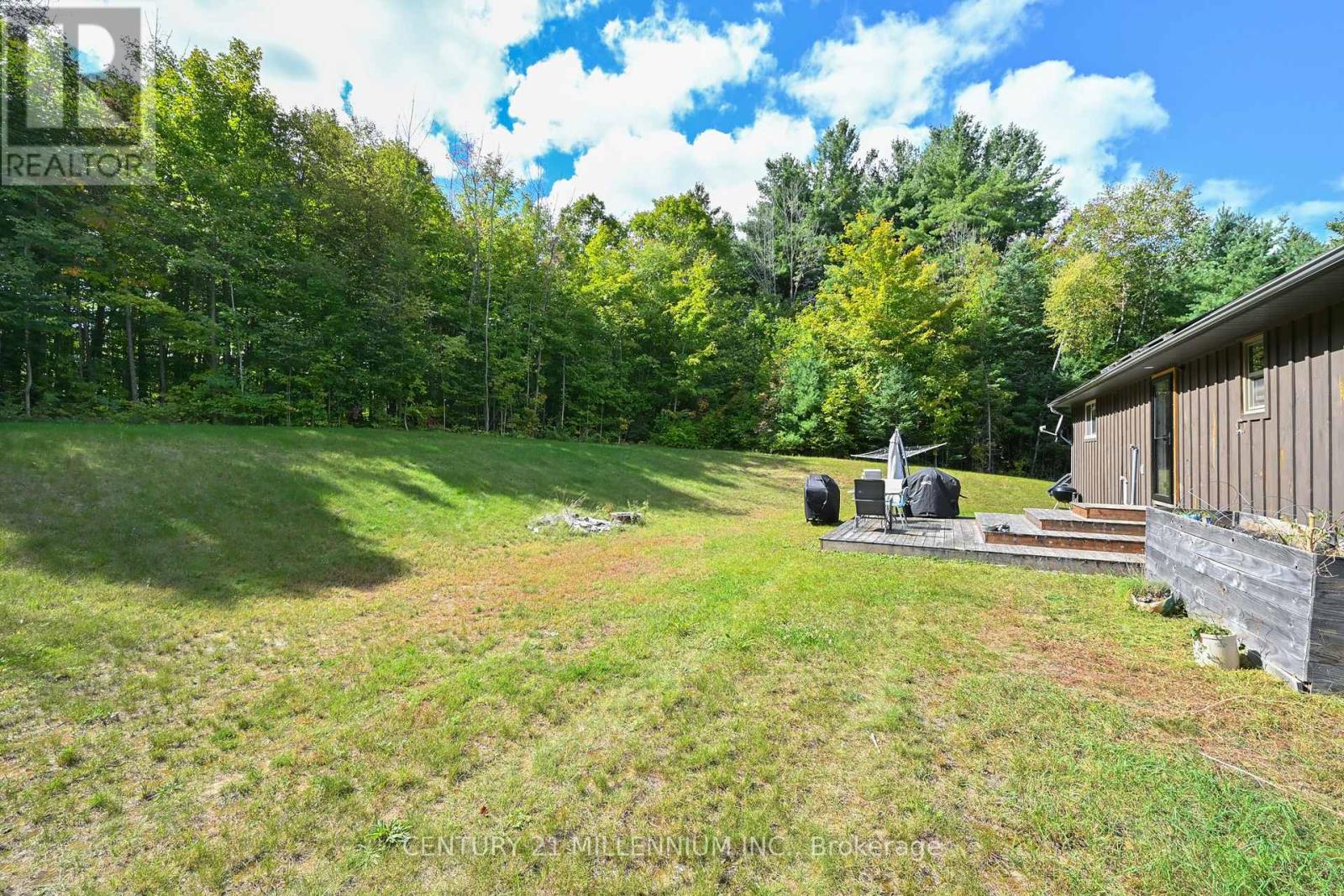 833542 4th Line Ehs Line Property Photo 16