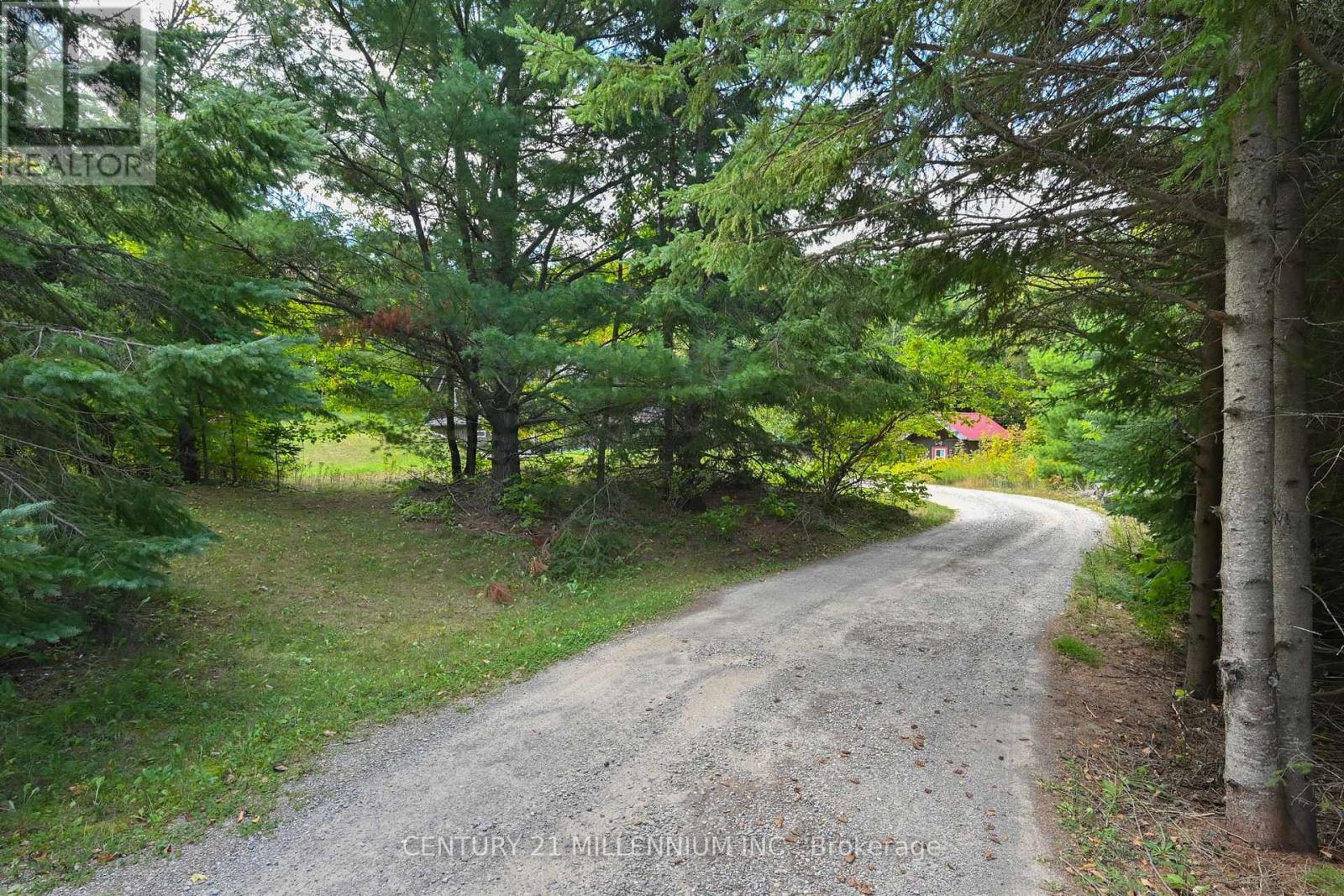 833542 4th Line Ehs Line Property Photo 18