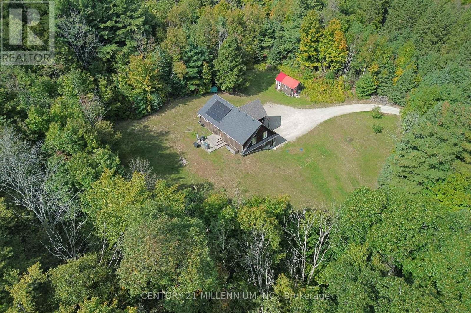 833542 4th Line Ehs Line Property Photo 23