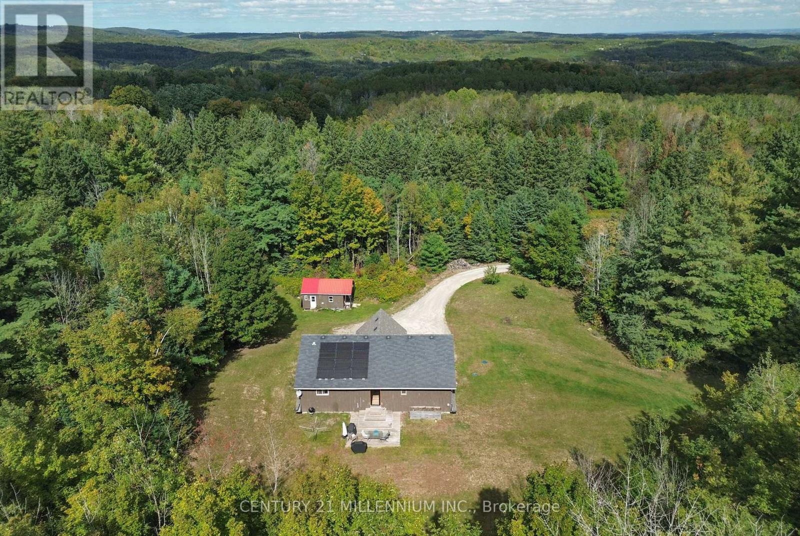 833542 4th Line Ehs Line Property Photo 24