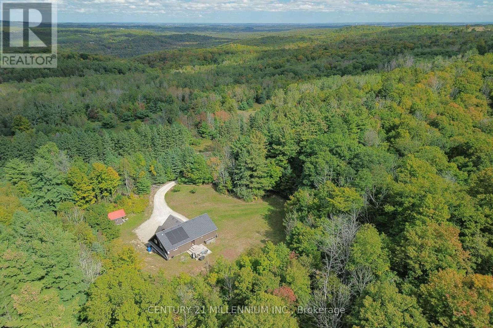 833542 4th Line Ehs Line Property Photo 25
