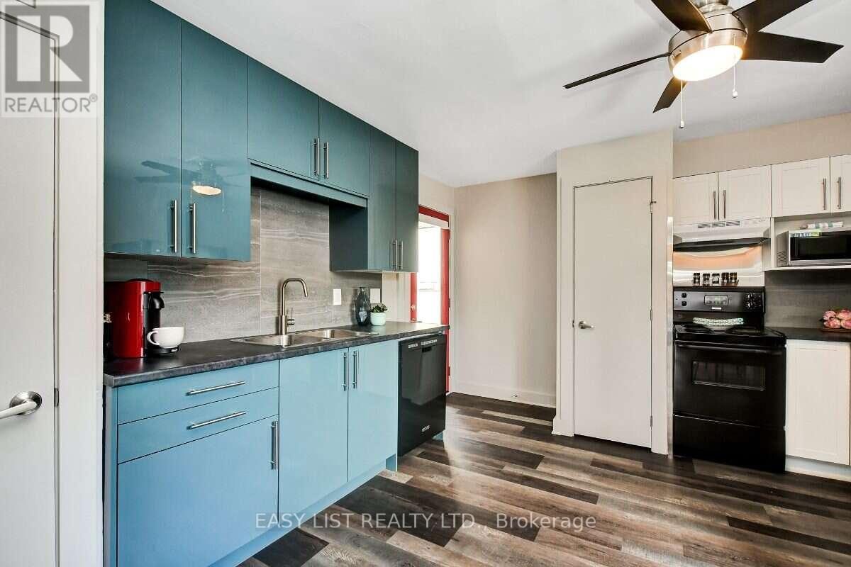 203-205 Marier Avenue Property Photo 28