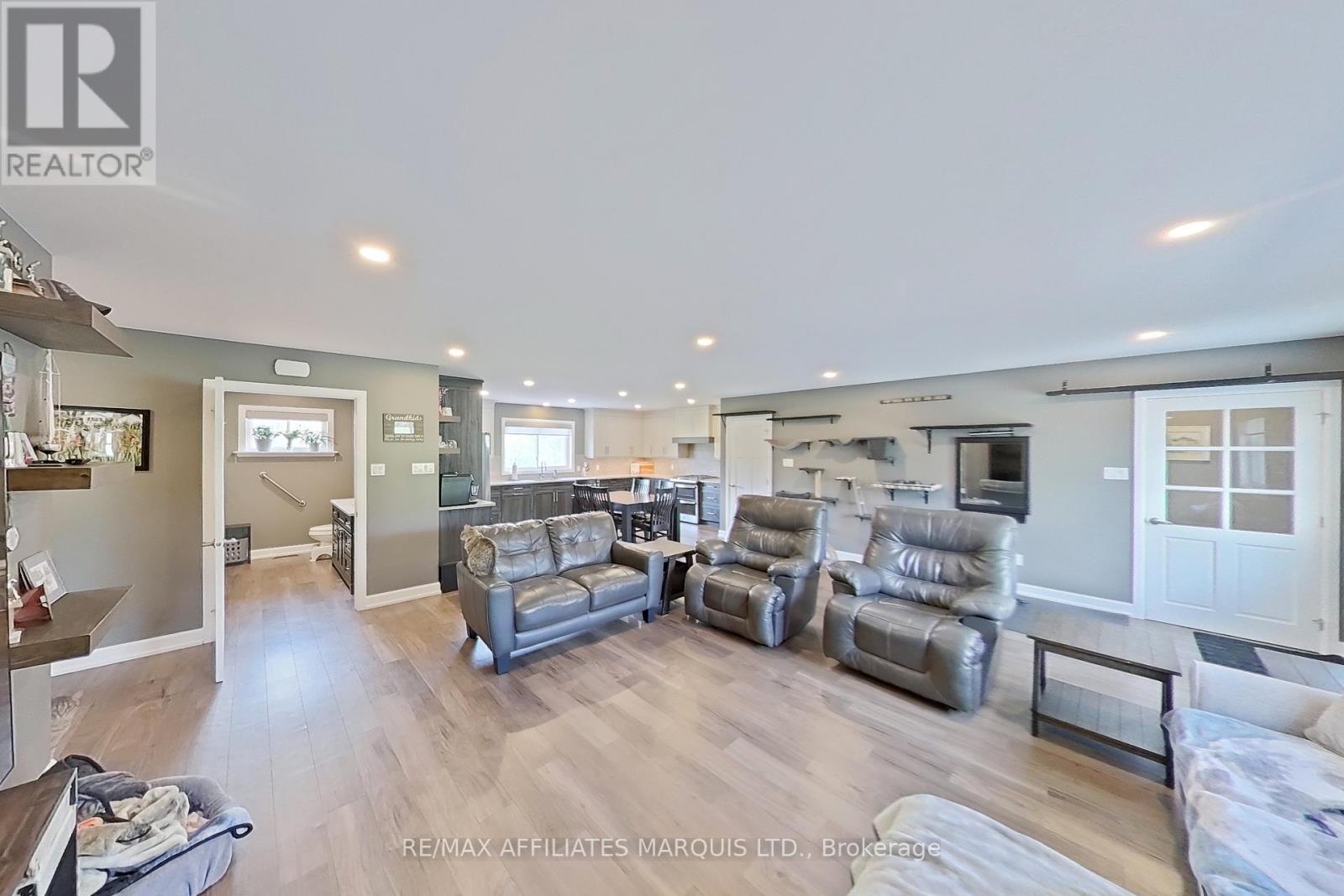 18779 Paragon Road Property Photo 9