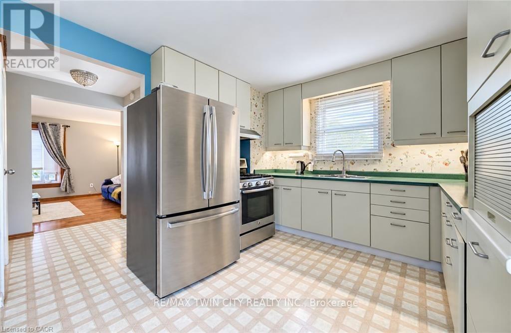 136 Sekura Crescent Property Photo 11