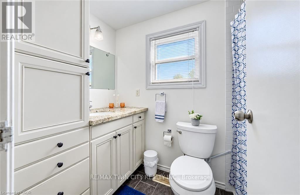 136 Sekura Crescent Property Photo 20