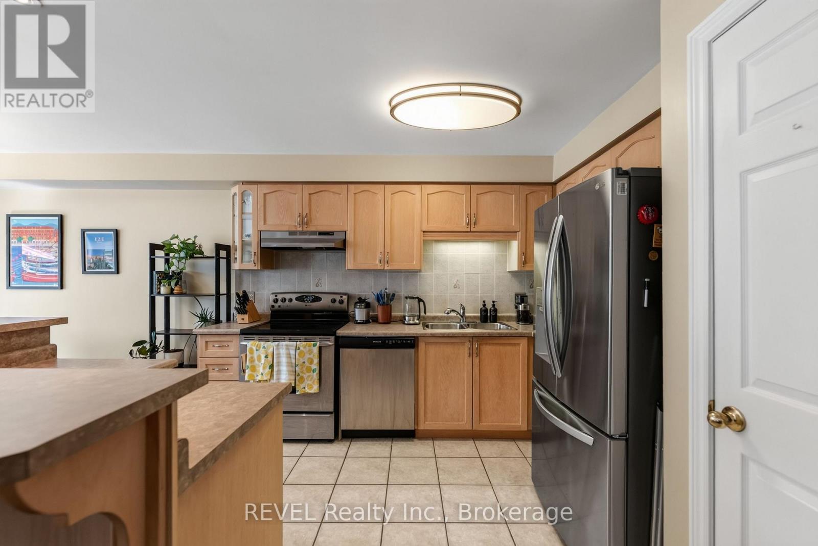 11 Elderberry Avenue Property Photo 11