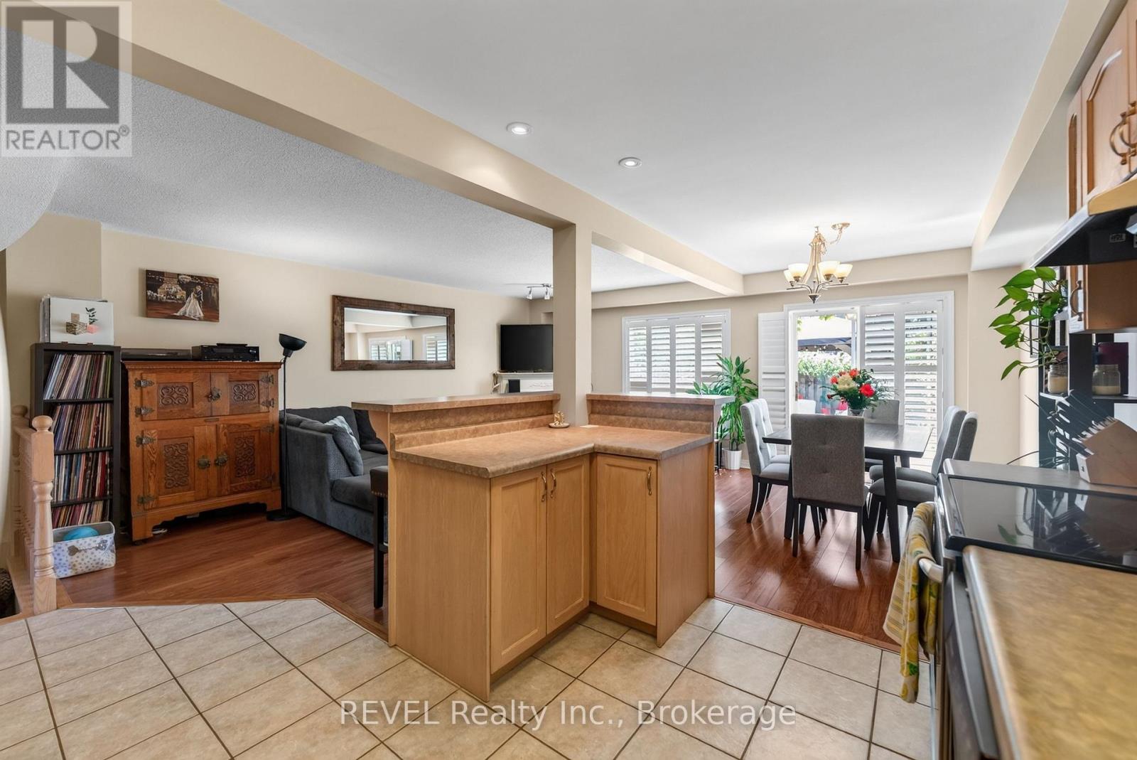 11 Elderberry Avenue Property Photo 12