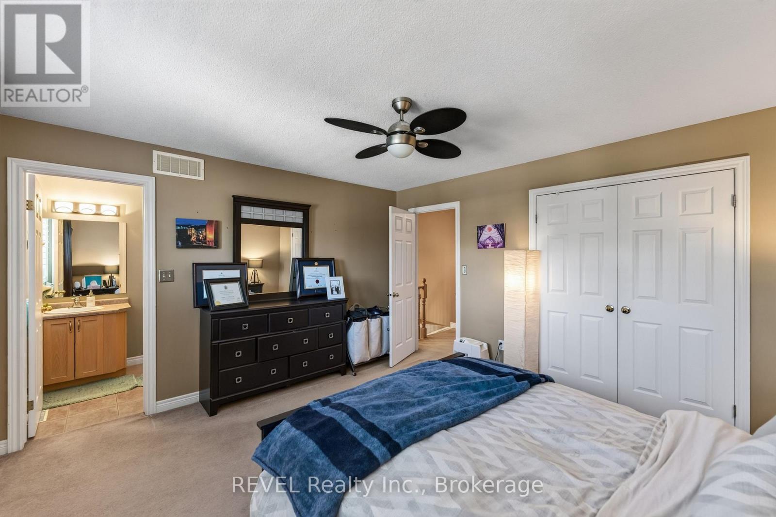 11 Elderberry Avenue Property Photo 29