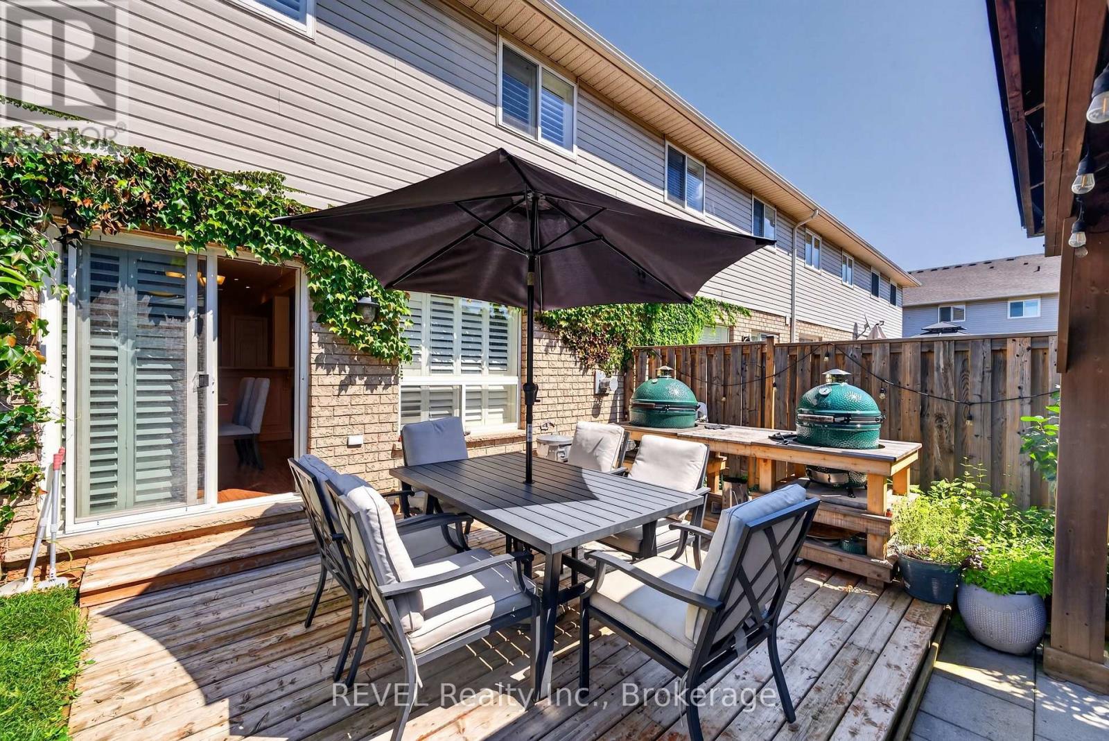 11 Elderberry Avenue Property Photo 37
