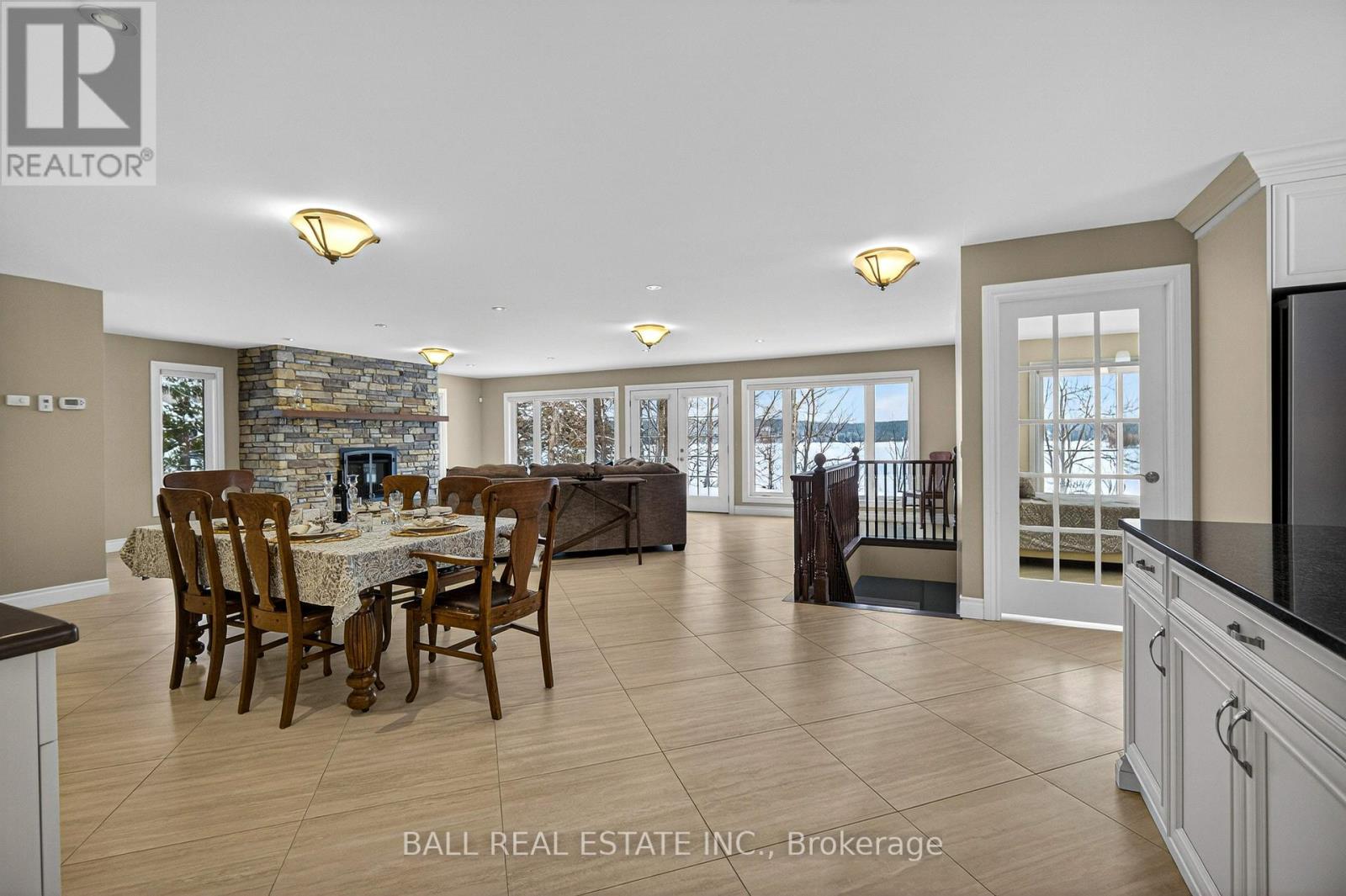 13540 Highway 35 Property Photo 11