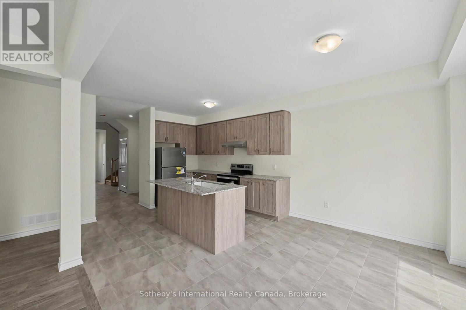 9 Hillcroft Way Property Photo 14