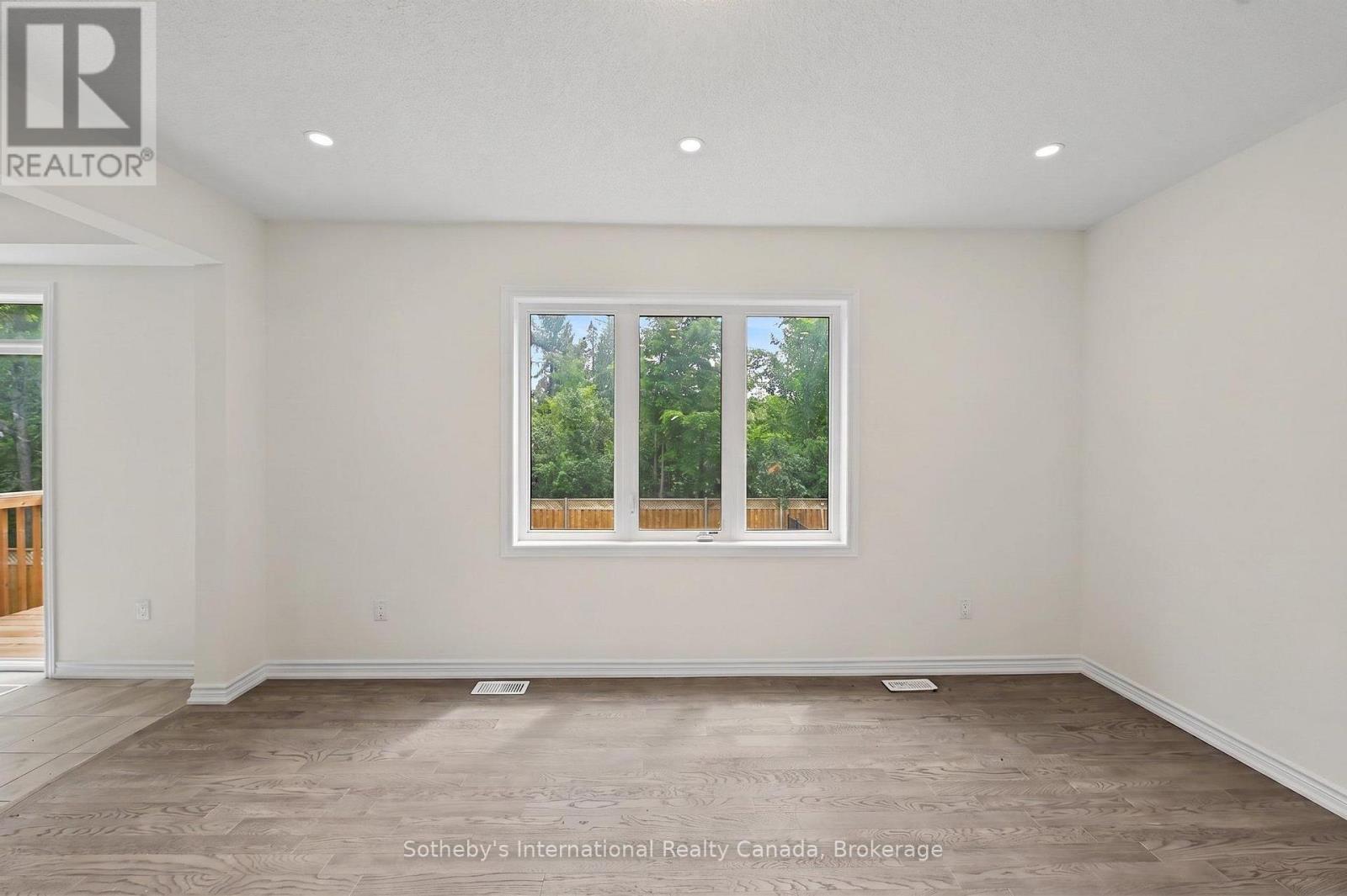 9 Hillcroft Way Property Photo 36