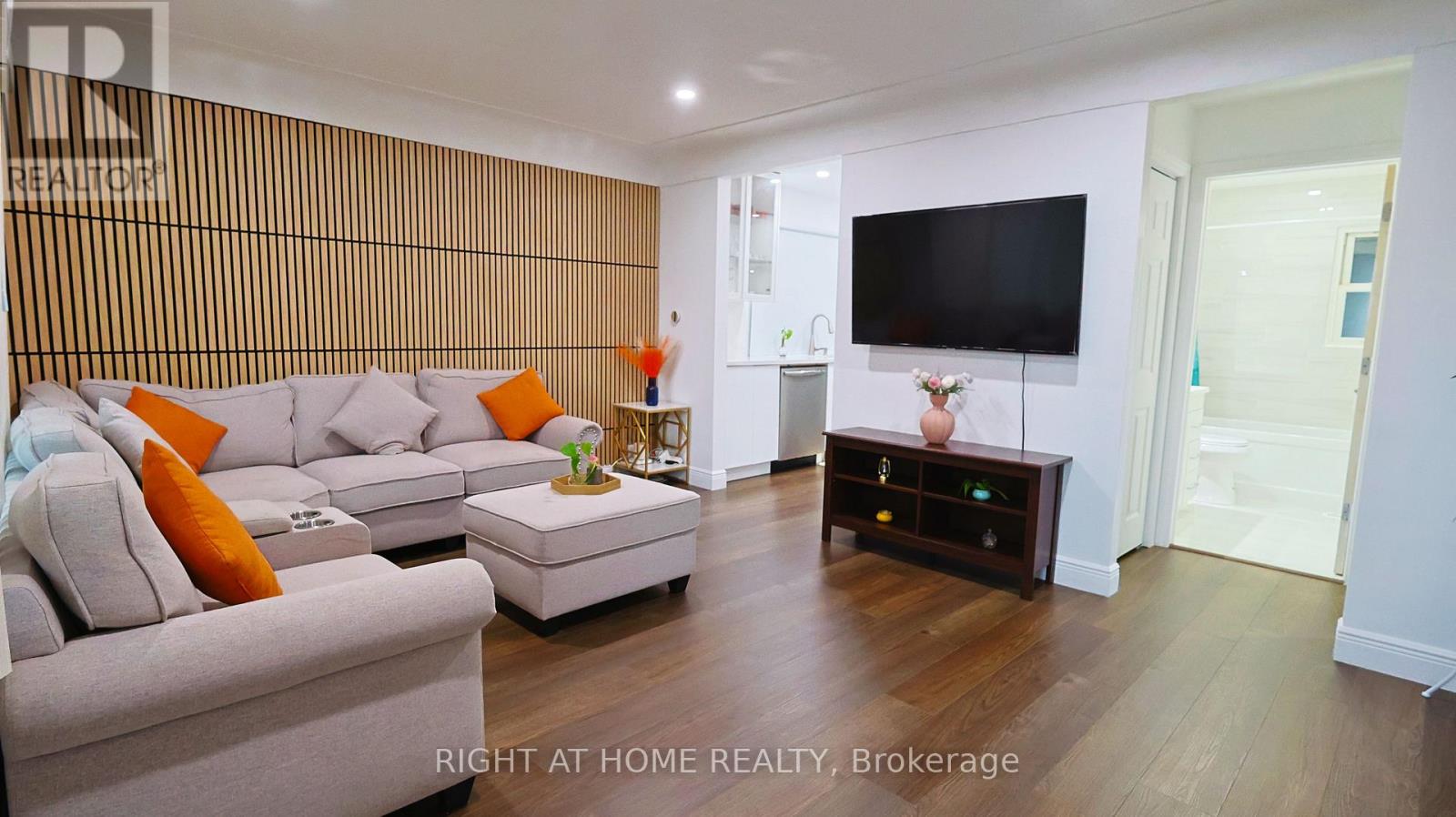 82 Normanhurst Avenue Property Photo 6
