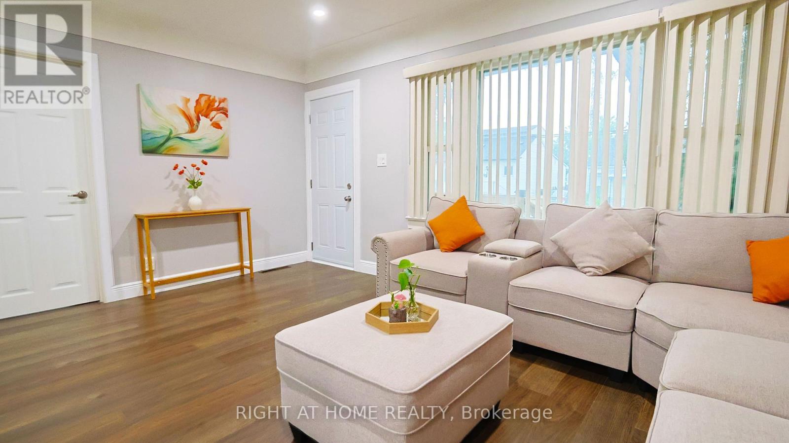 82 Normanhurst Avenue Property Photo 7
