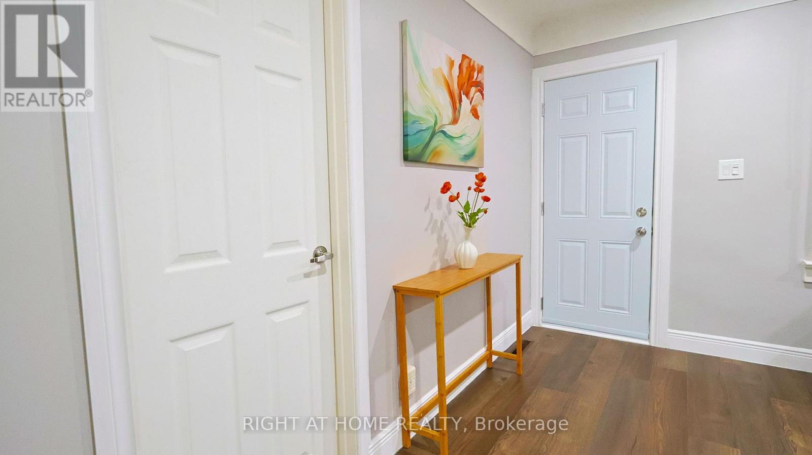 82 Normanhurst Avenue Property Photo 17