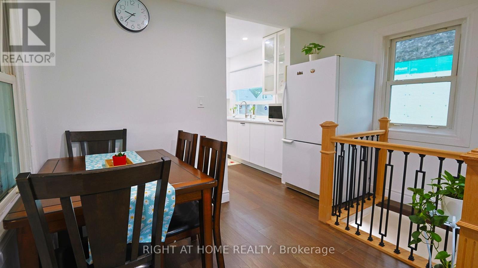82 Normanhurst Avenue Property Photo 29
