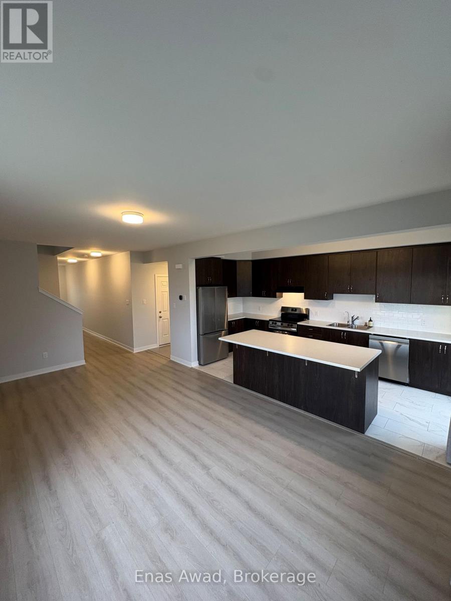 100 Robert Perry Street Property Photo 6