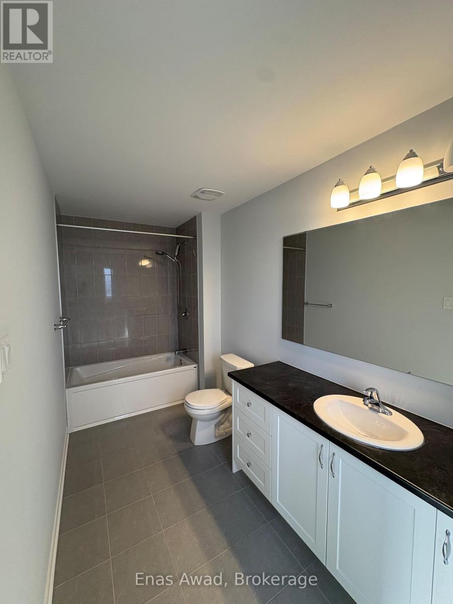 100 Robert Perry Street Property Photo 9