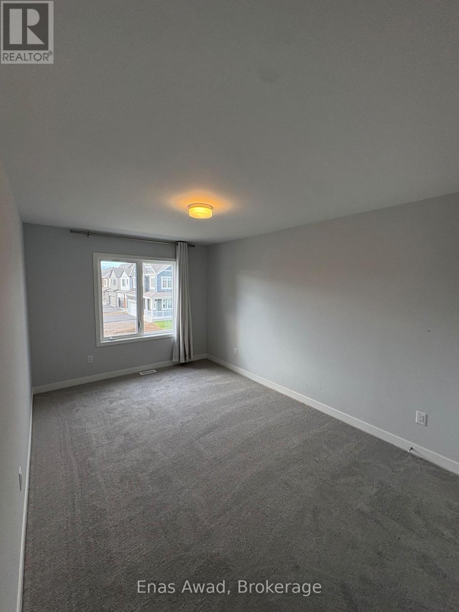 100 Robert Perry Street Property Photo 13
