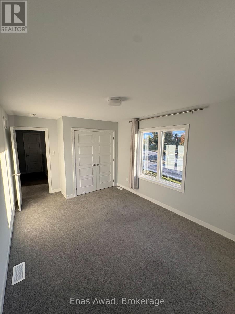 100 Robert Perry Street Property Photo 16