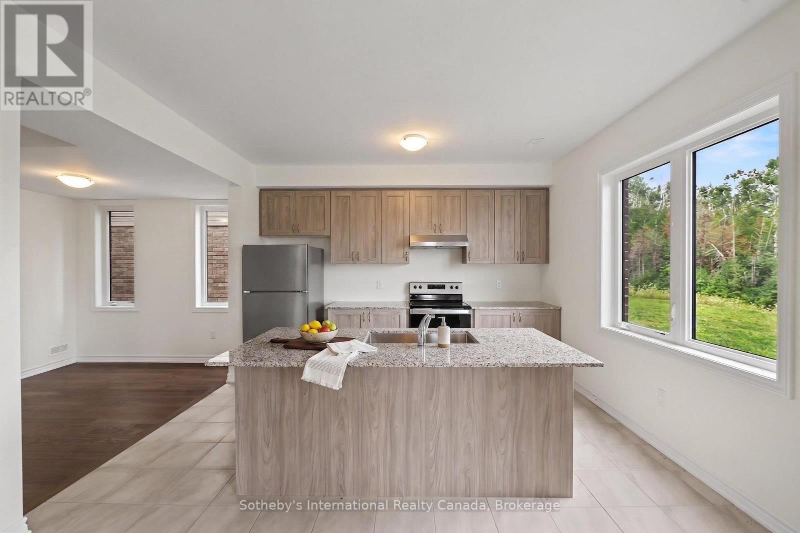 12 Hillcroft Way Property Photo 8