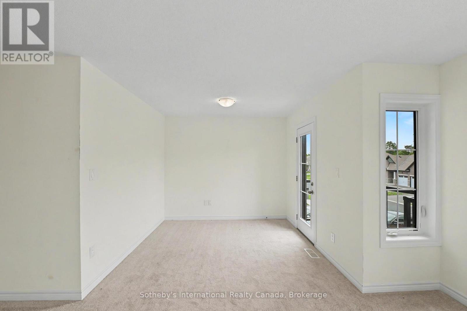12 Hillcroft Way Property Photo 18
