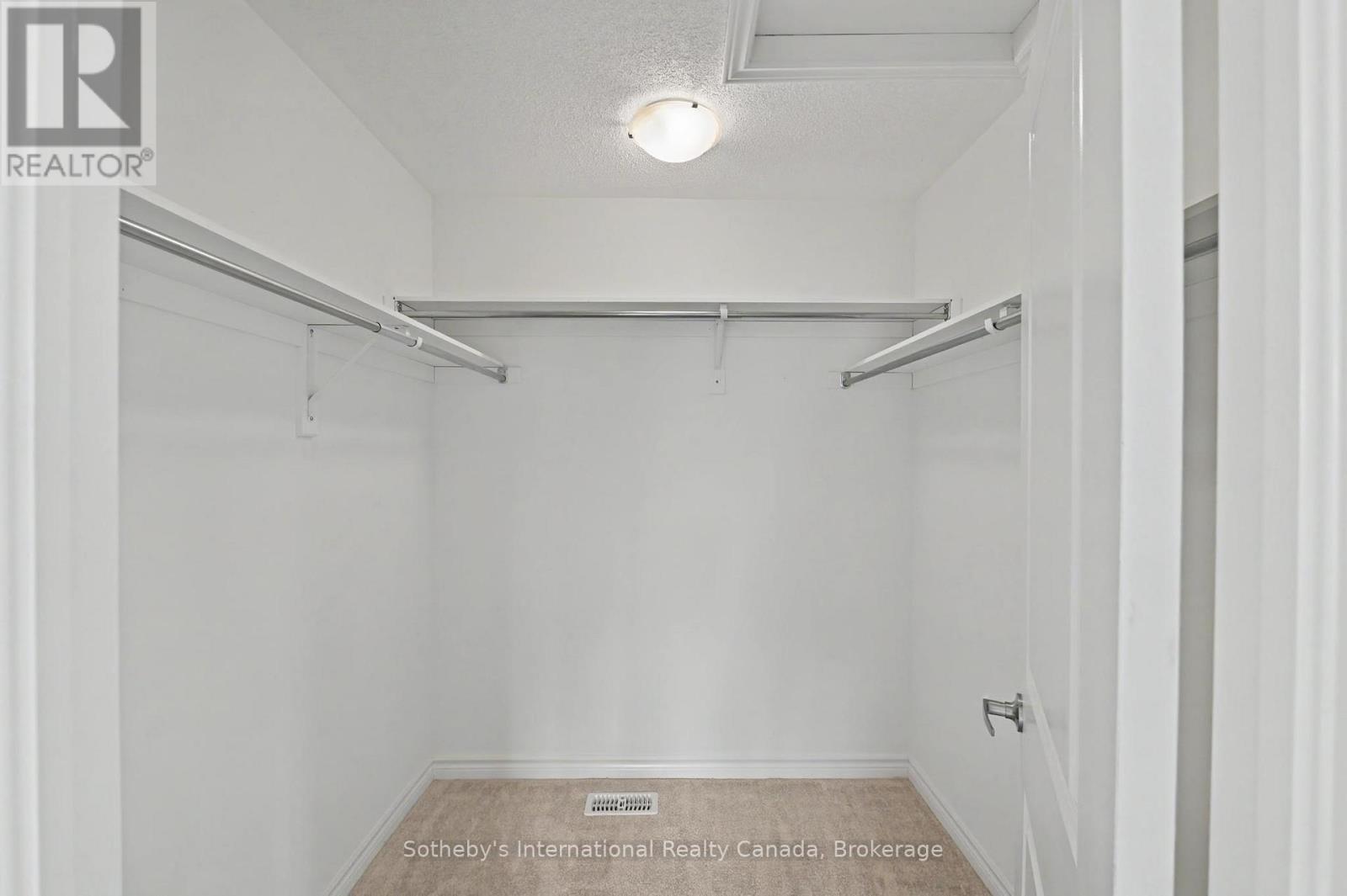 12 Hillcroft Way Property Photo 24