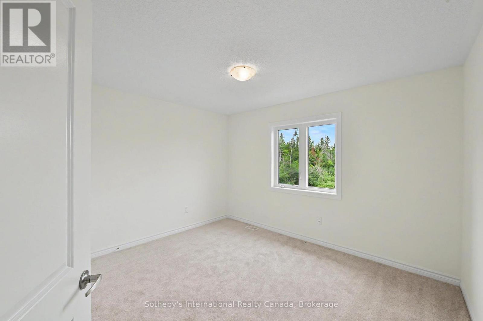 12 Hillcroft Way Property Photo 35
