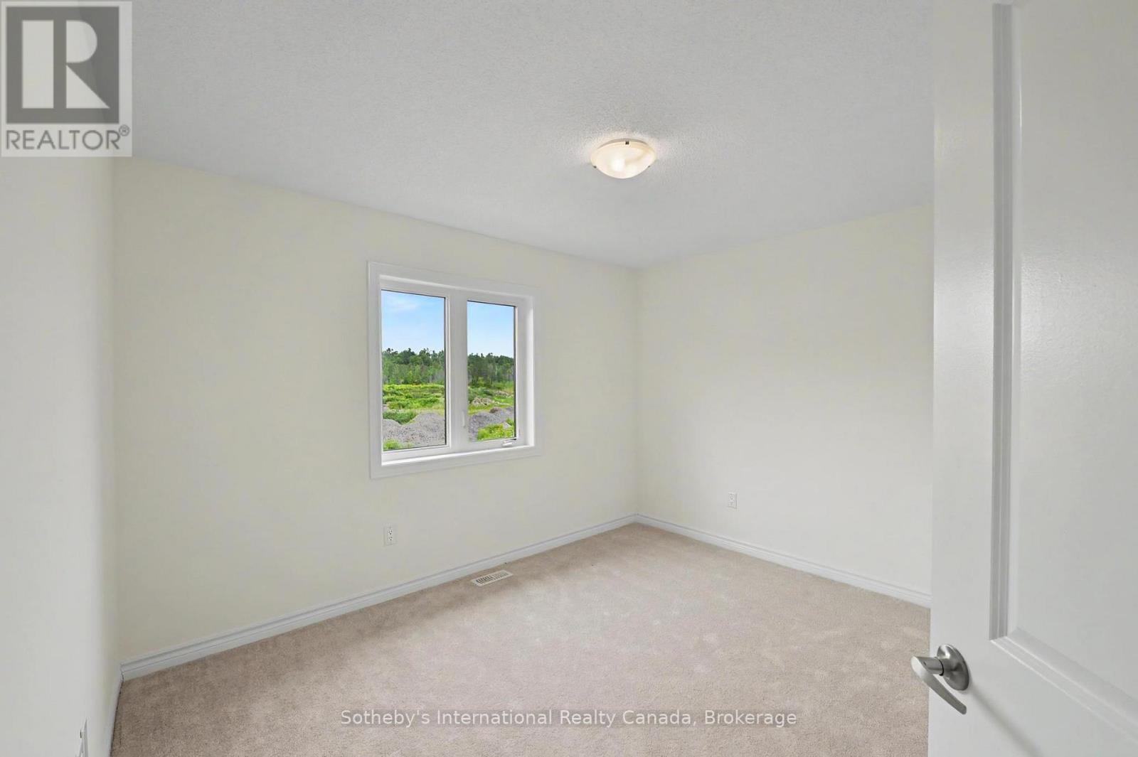 12 Hillcroft Way Property Photo 37
