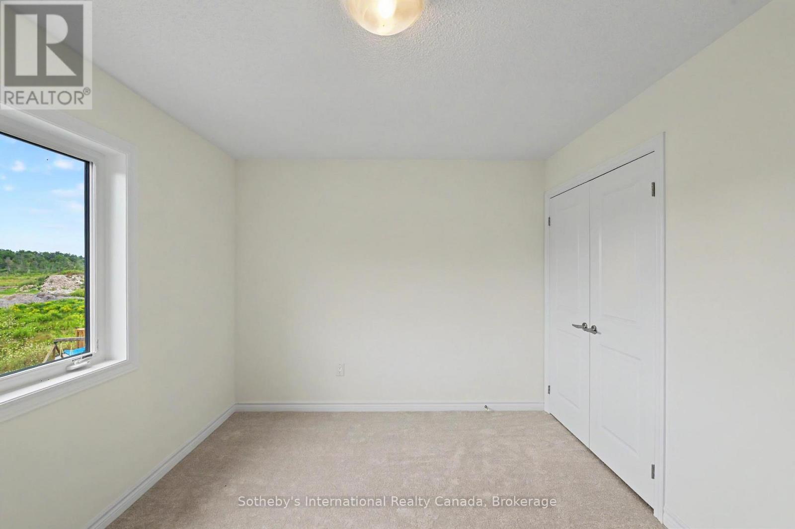12 Hillcroft Way Property Photo 38
