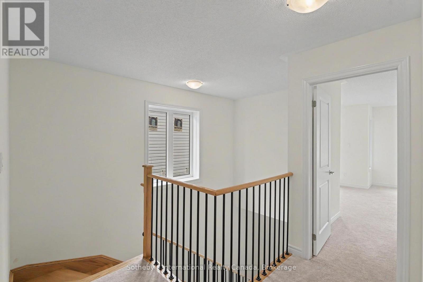 12 Hillcroft Way Property Photo 39