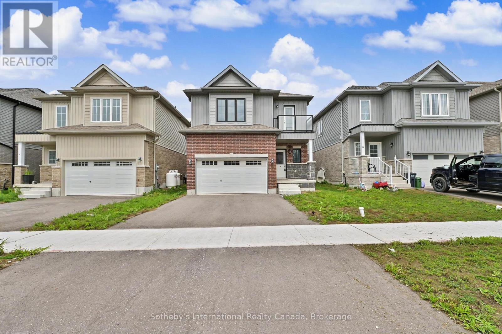 12 Hillcroft Way Property Photo 48