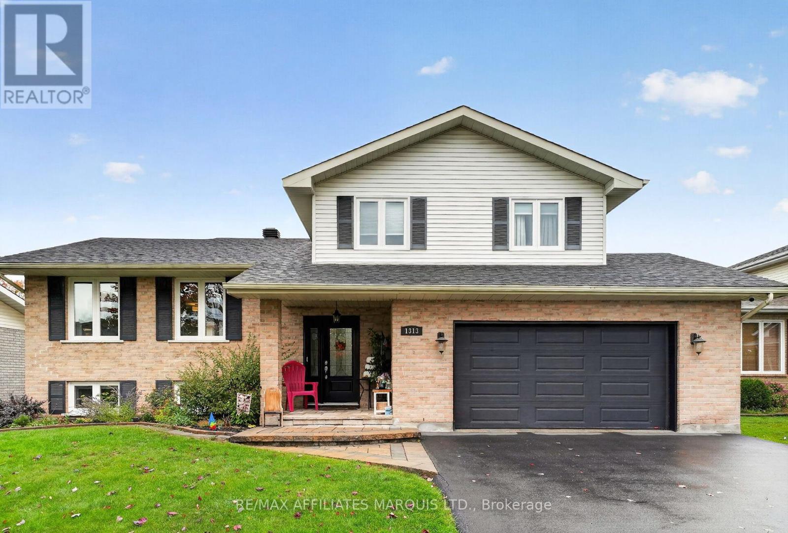 1313 Stormont Drive Property Photo 1