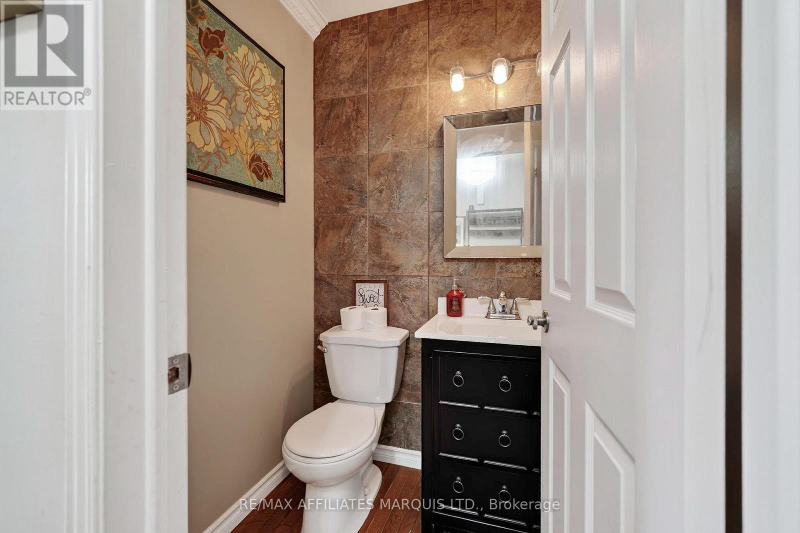 1313 Stormont Drive Property Photo 13