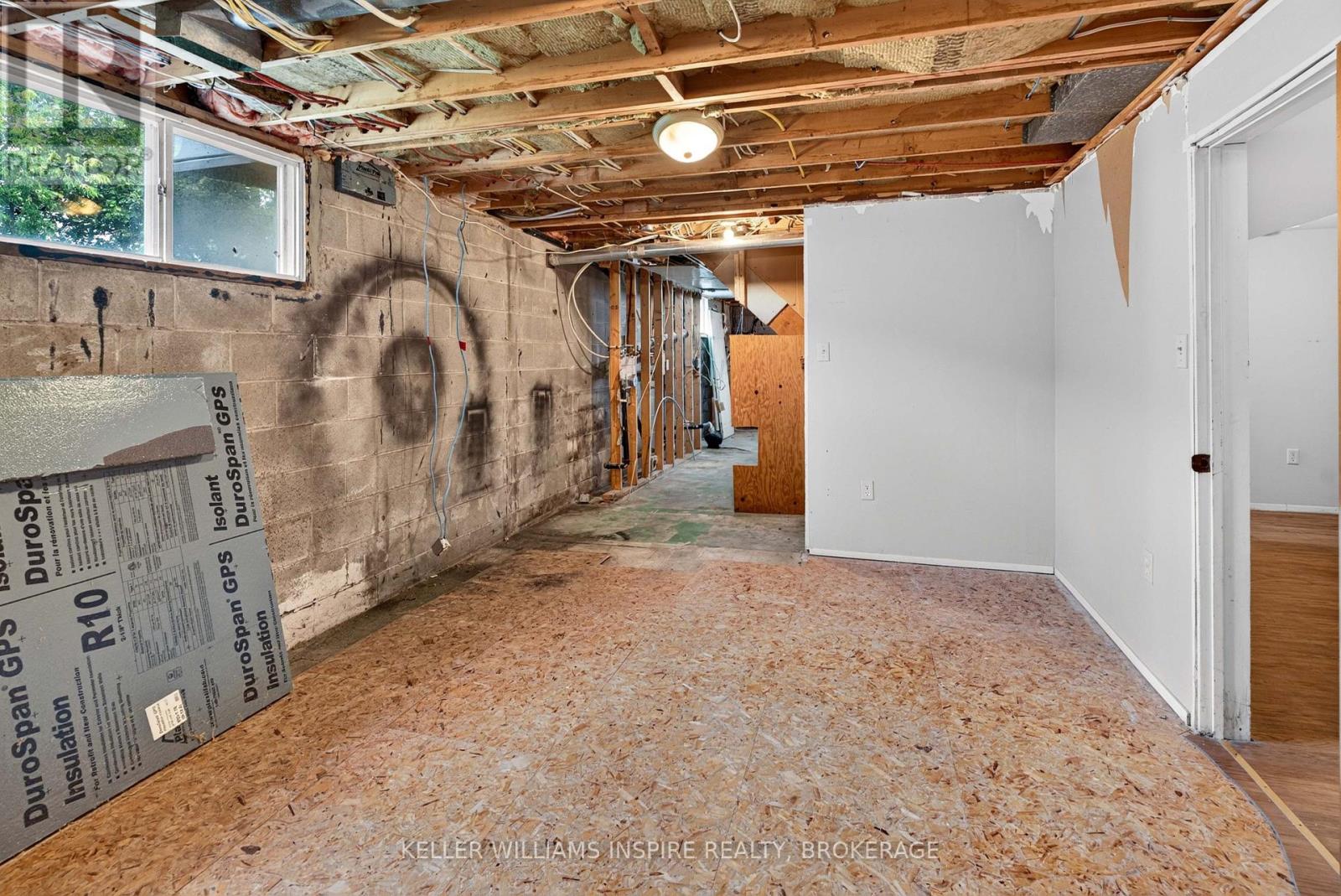 740 Dempster Drive Property Photo 28