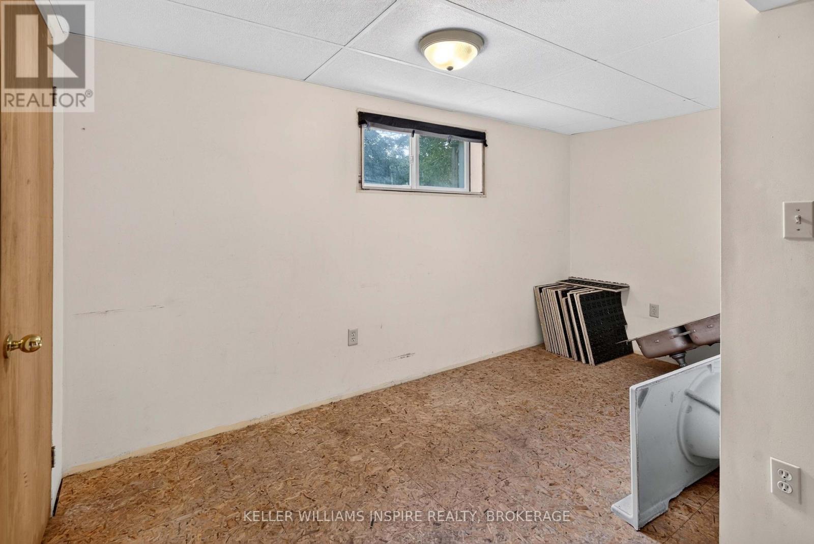 740 Dempster Drive Property Photo 31