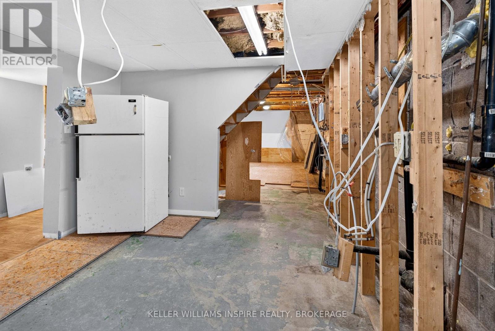740 Dempster Drive Property Photo 36