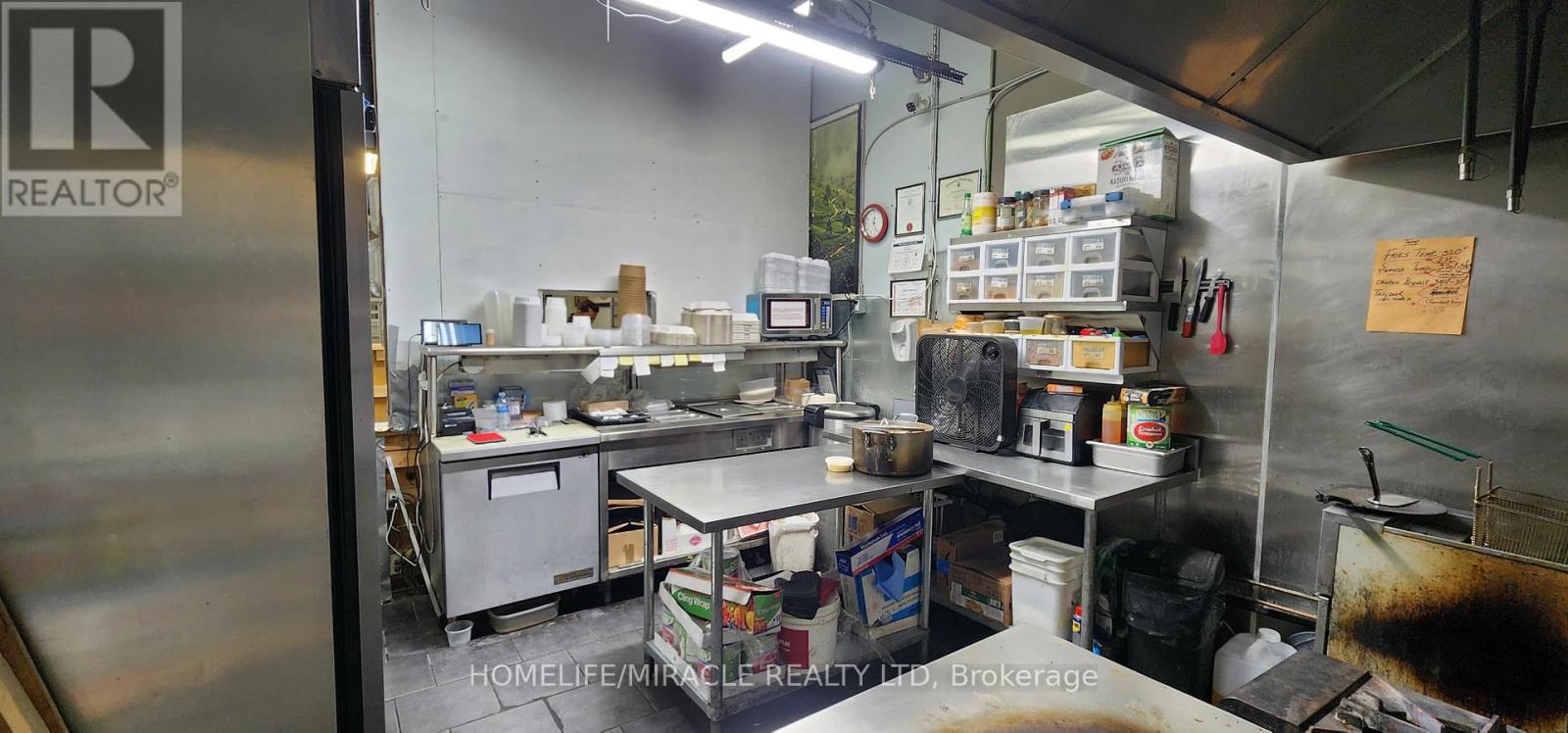 408 Dalhousie Street Property Photo 8