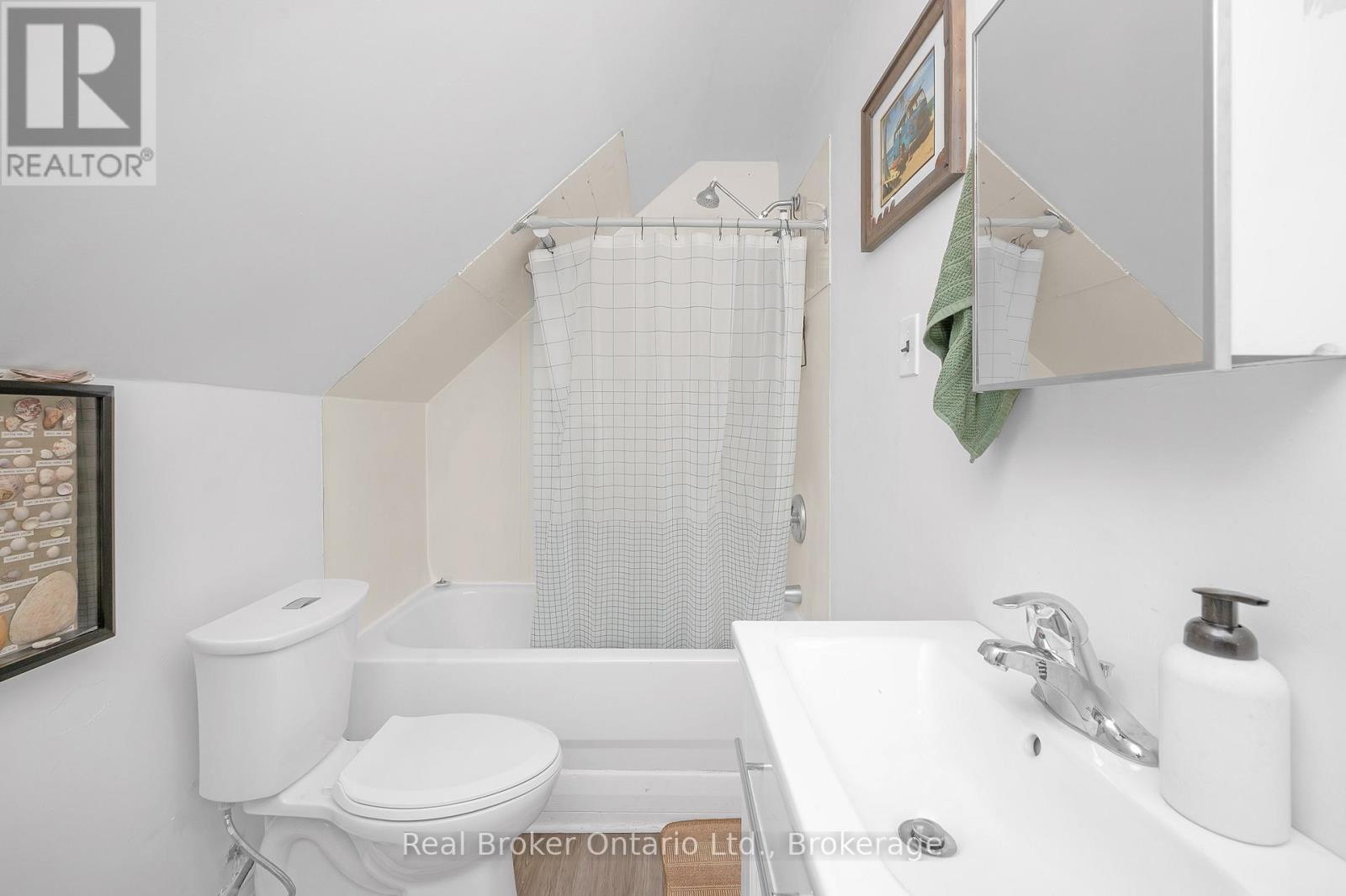 117 Fairleigh Avenue S Property Photo 30