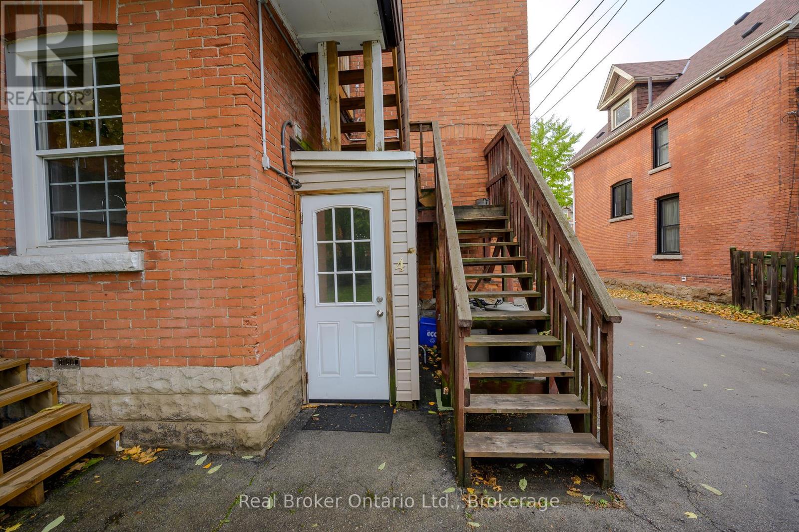 117 Fairleigh Avenue S Property Photo 36