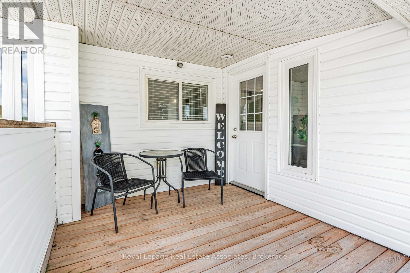 117 Helena Street Property Photo 8