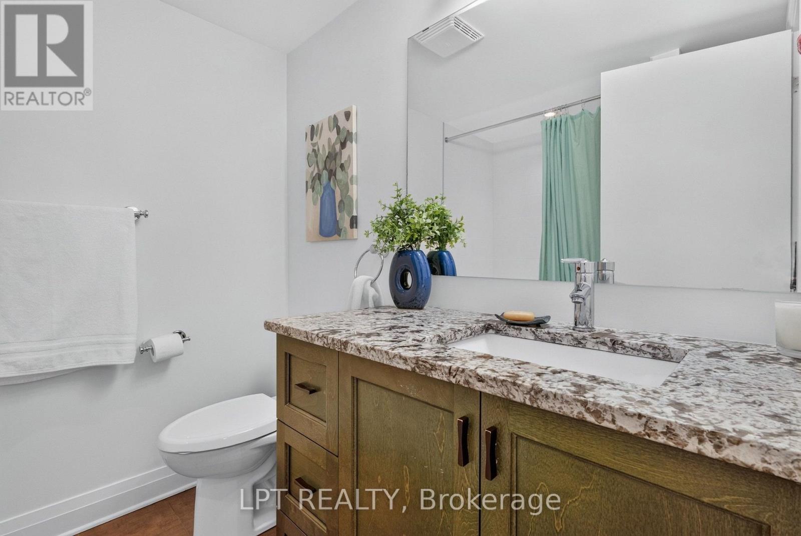 348 Ravenhill Avenue E Property Photo 26