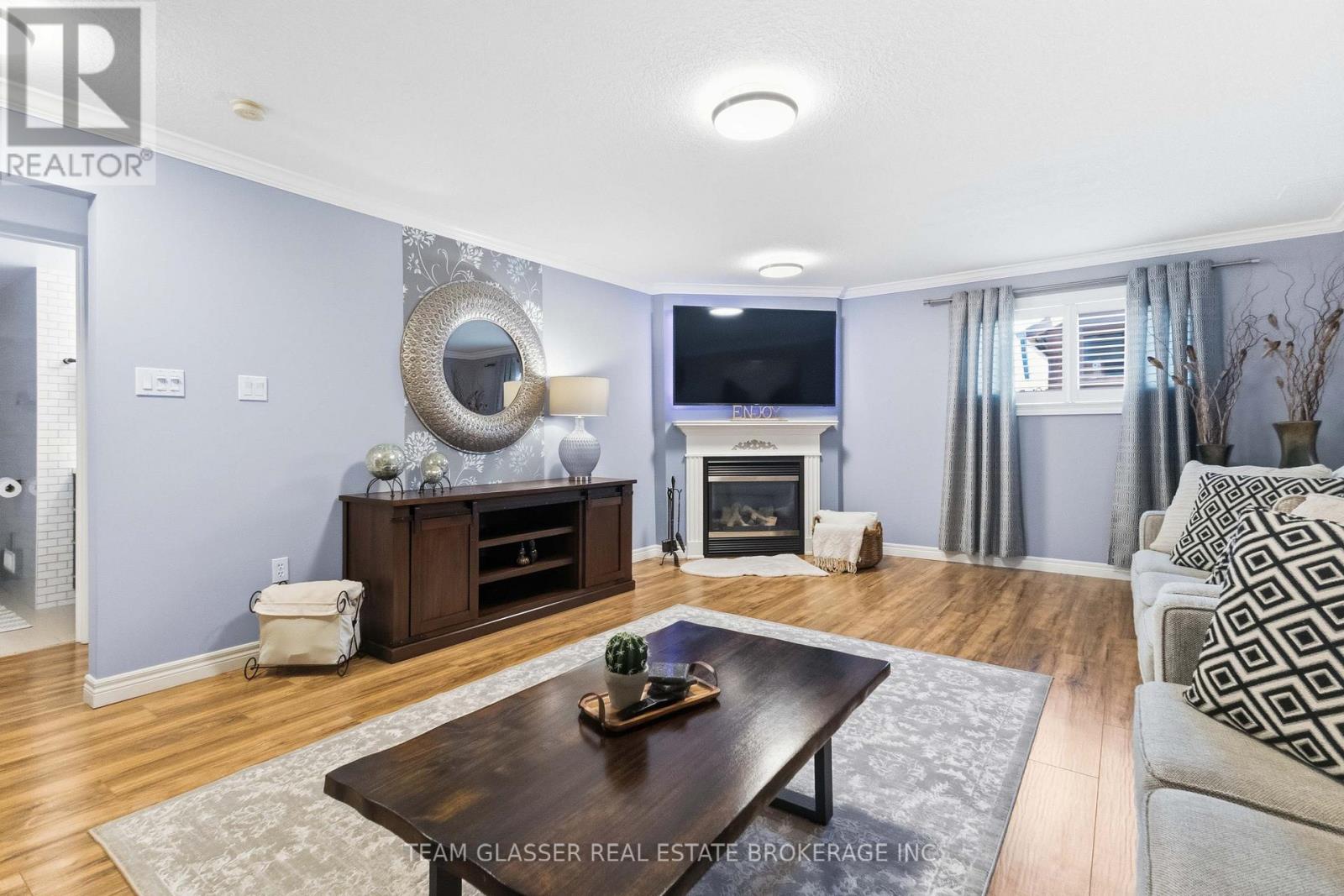 2334 Meadowgate Boulevard Property Photo 15