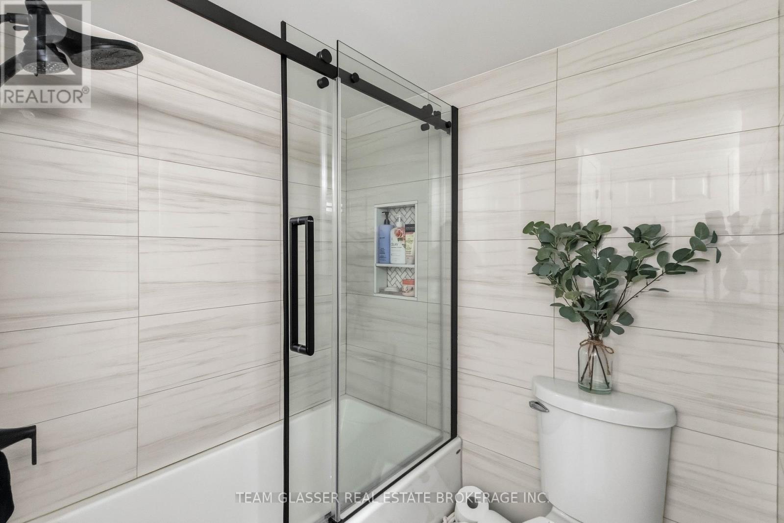 2334 Meadowgate Boulevard Property Photo 28