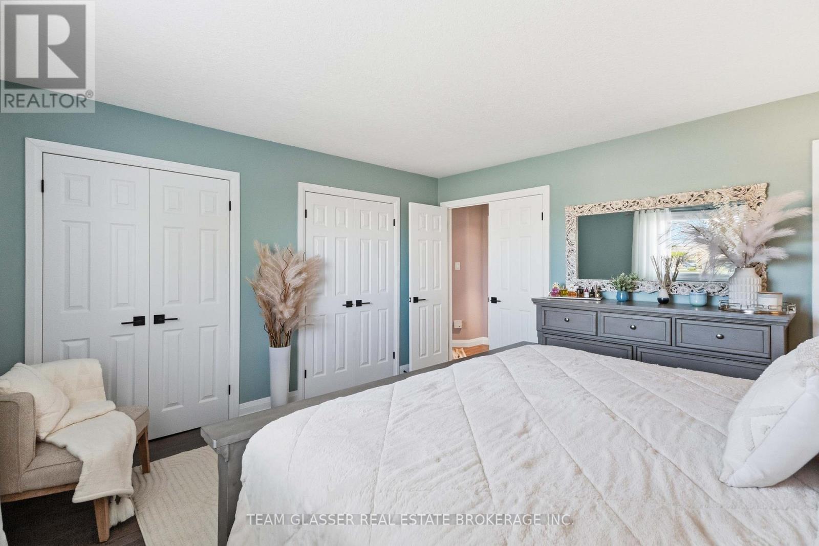 2334 Meadowgate Boulevard Property Photo 32