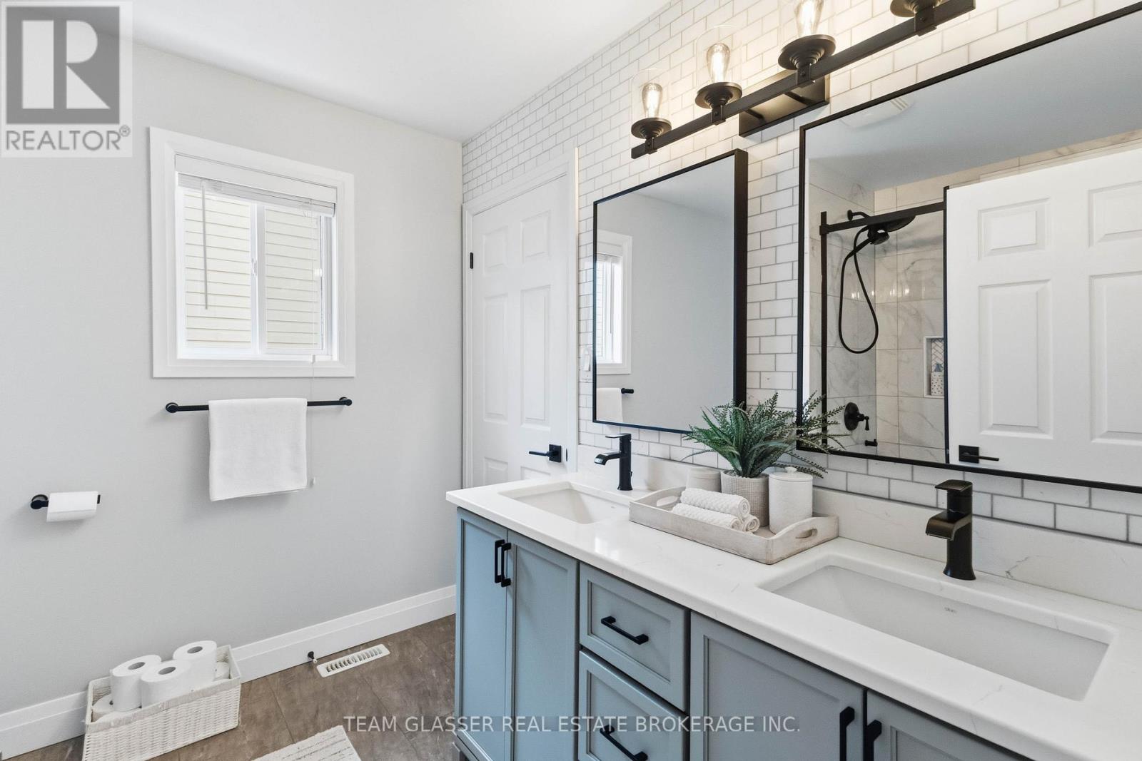 2334 Meadowgate Boulevard Property Photo 33