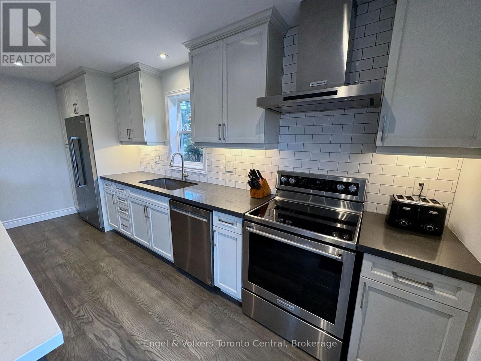 175 Wild Rose Drive Property Photo 10