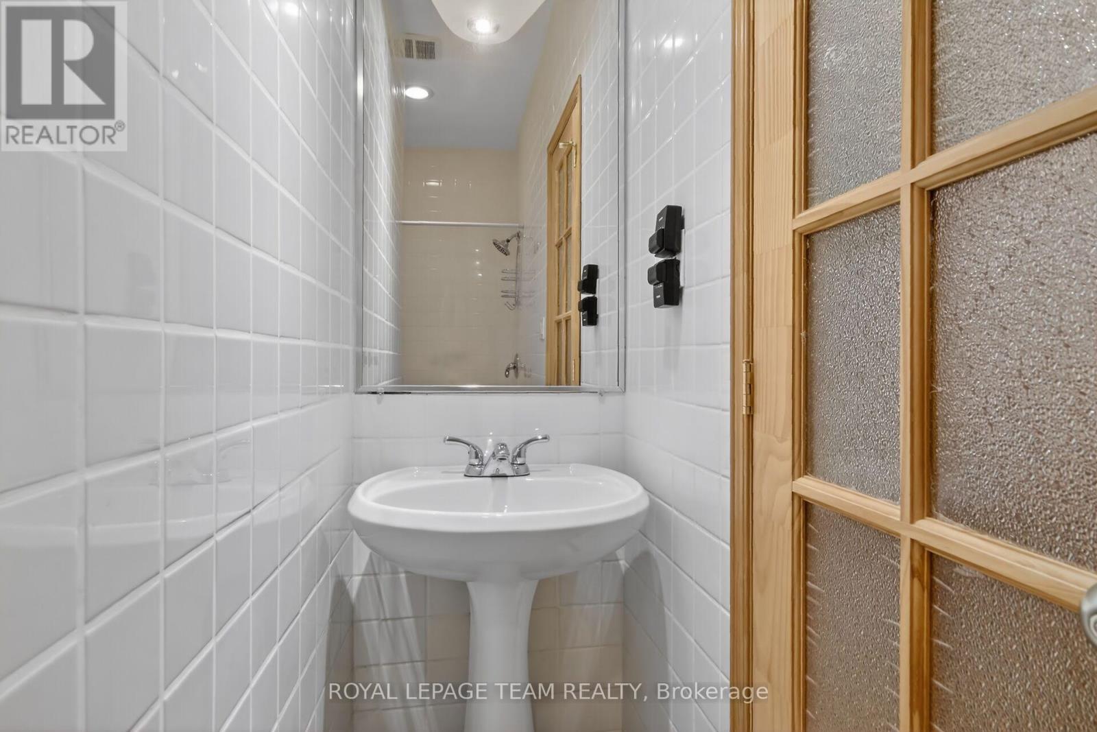 64 Delaware Avenue Property Photo 23